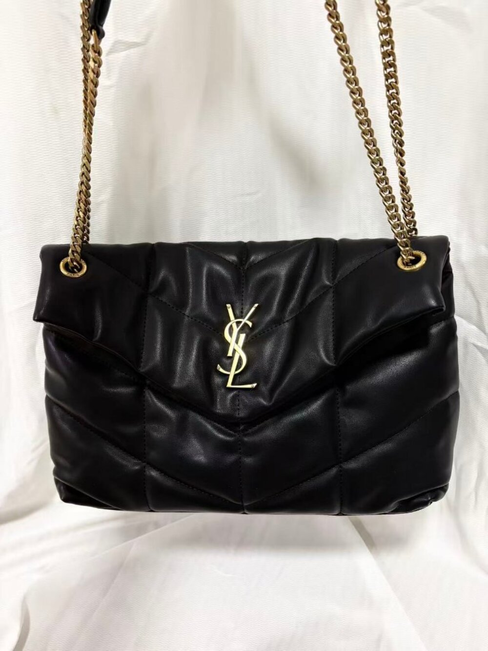 Yves Saint Laurent Women's Shoulder Bag